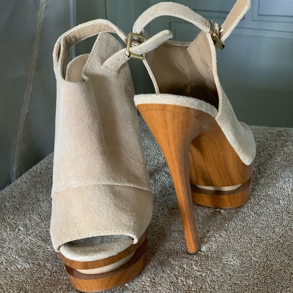 Jessica Simpson Heels